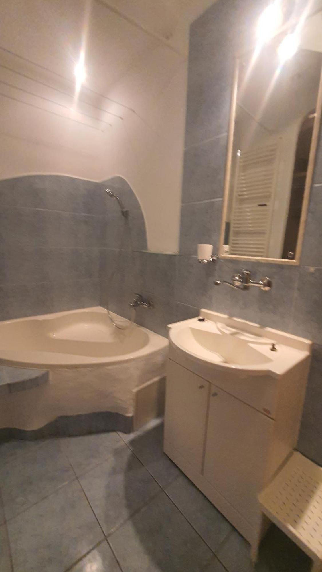 Appartement Mlynske Nivy 6, Ba à Bratislava Extérieur photo